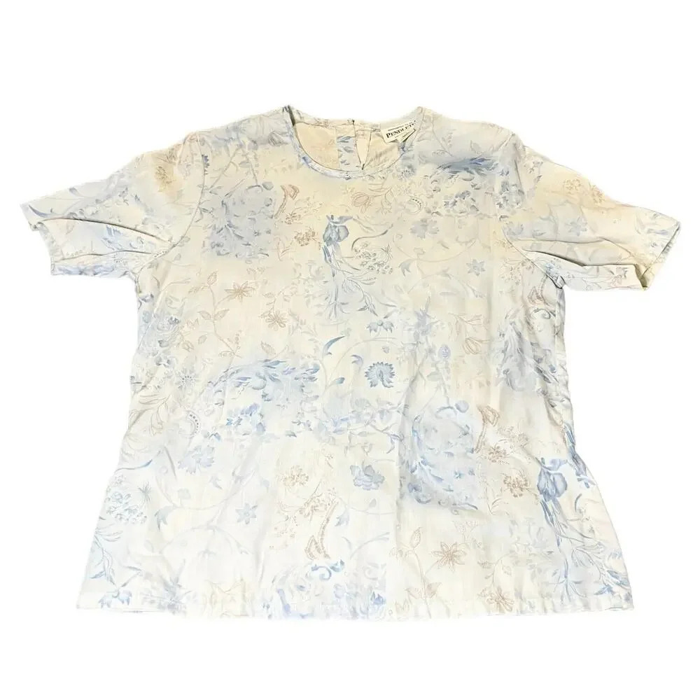 Pendleton Size 8 Floral White Blue Classic Preppy Flower Lightweight Blouse